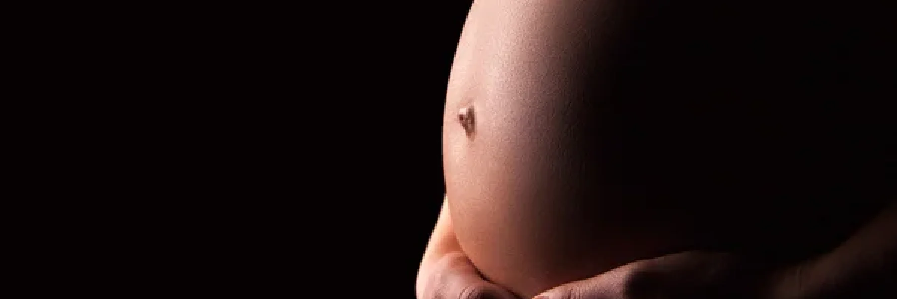 depositphotos_55319829-stock-photo-pregnant-woman-silhouette-over-black